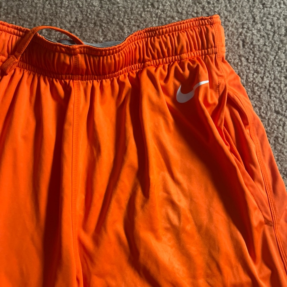 Nike Cleveland Browns Shorts Mens Medium Orange On Field Apparel Football NFL - Picture 4 of 8